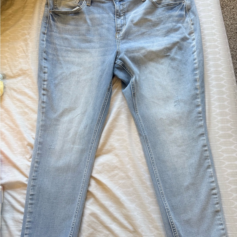 Time and Tru Light Blue Skinny Jeans